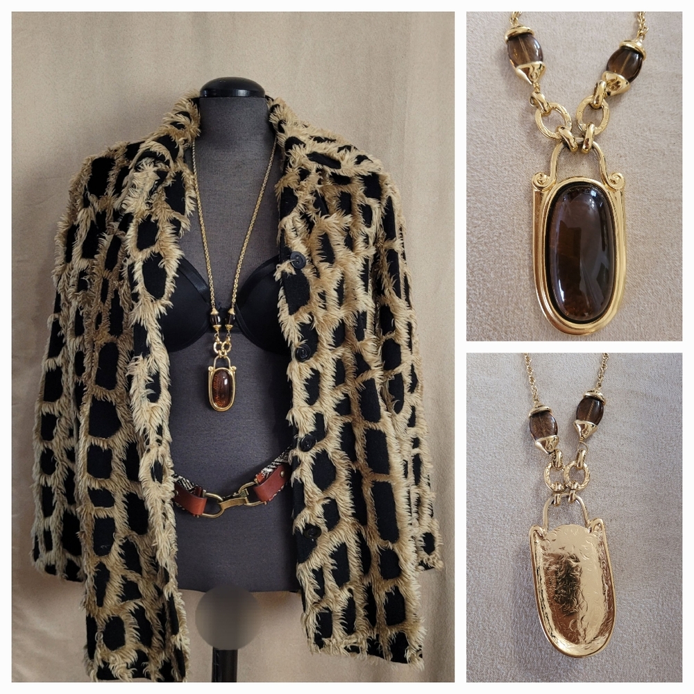 Necklace - Picture 7 of 9